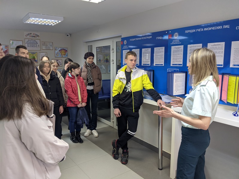 В Рузе для школьников провели ознакомительную экскурсию в стенах налоговой инспекции