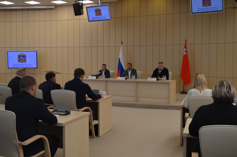 Подмосковные налоговики на совещании обсудили неприменение ККТ на рынках