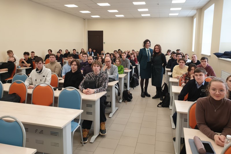 В Химках студентов познакомили с работой налоговой службы
